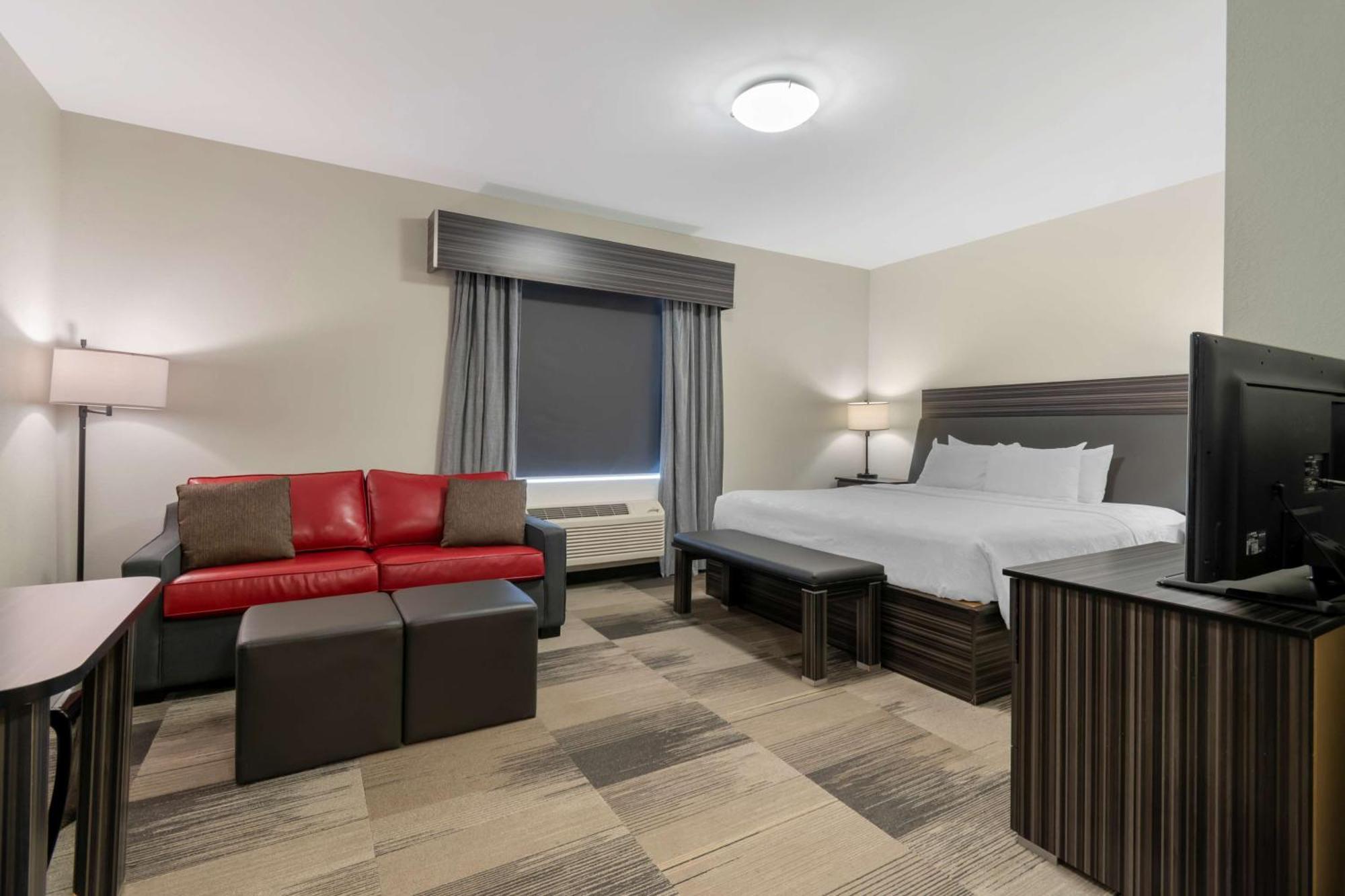 Best Western Plus Airport Inn & Suites Saskatoon Ngoại thất bức ảnh