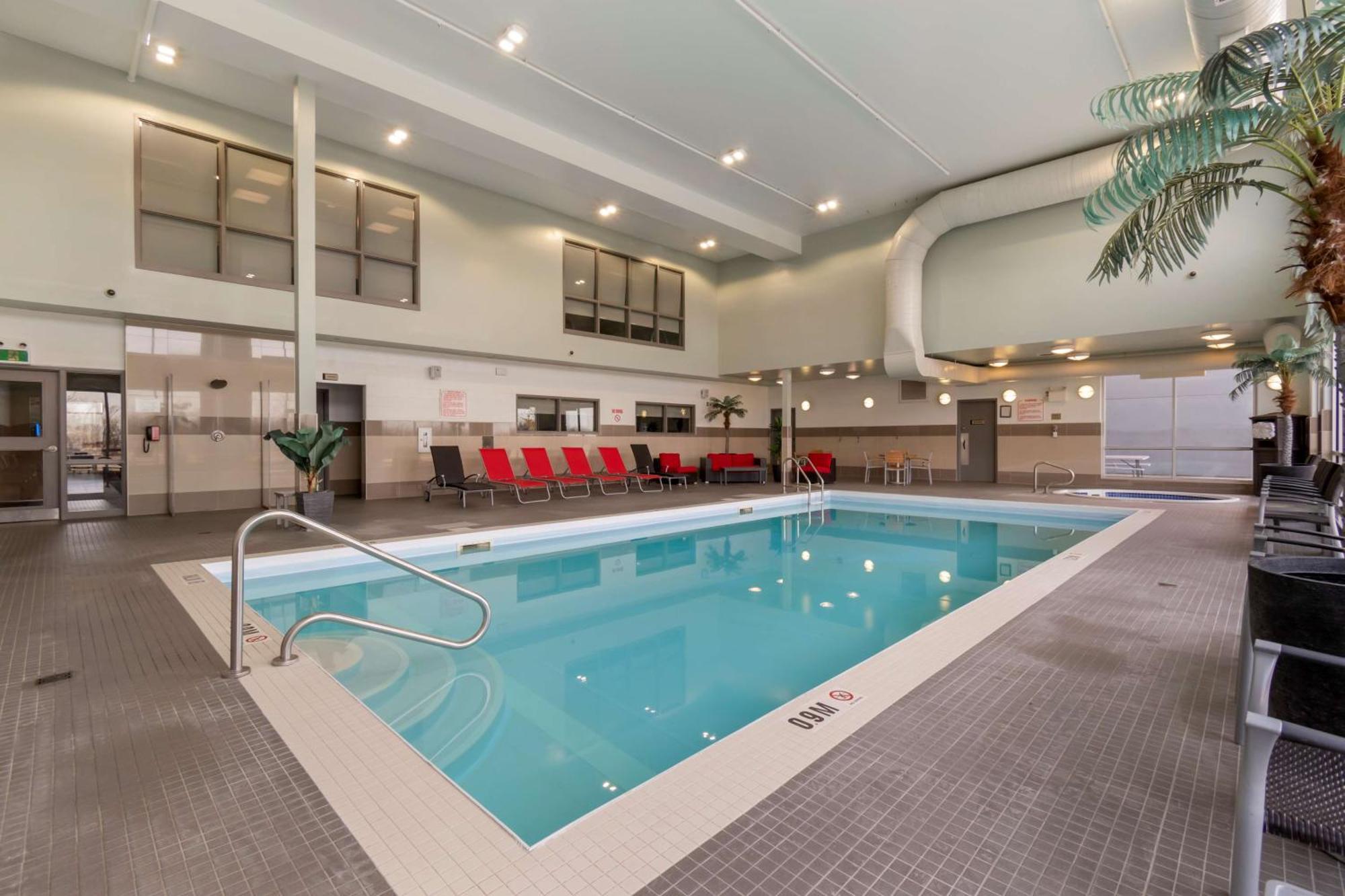 Best Western Plus Airport Inn & Suites Saskatoon Ngoại thất bức ảnh