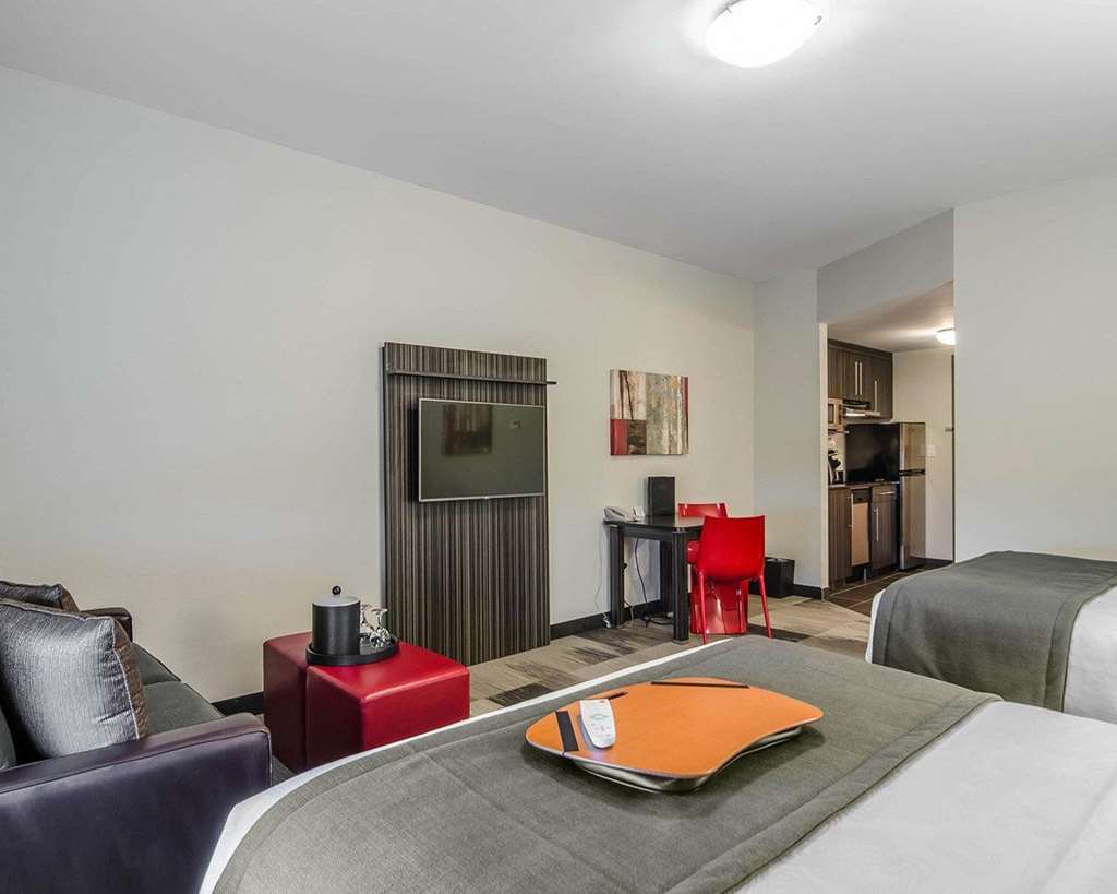 Best Western Plus Airport Inn & Suites Saskatoon Phòng bức ảnh