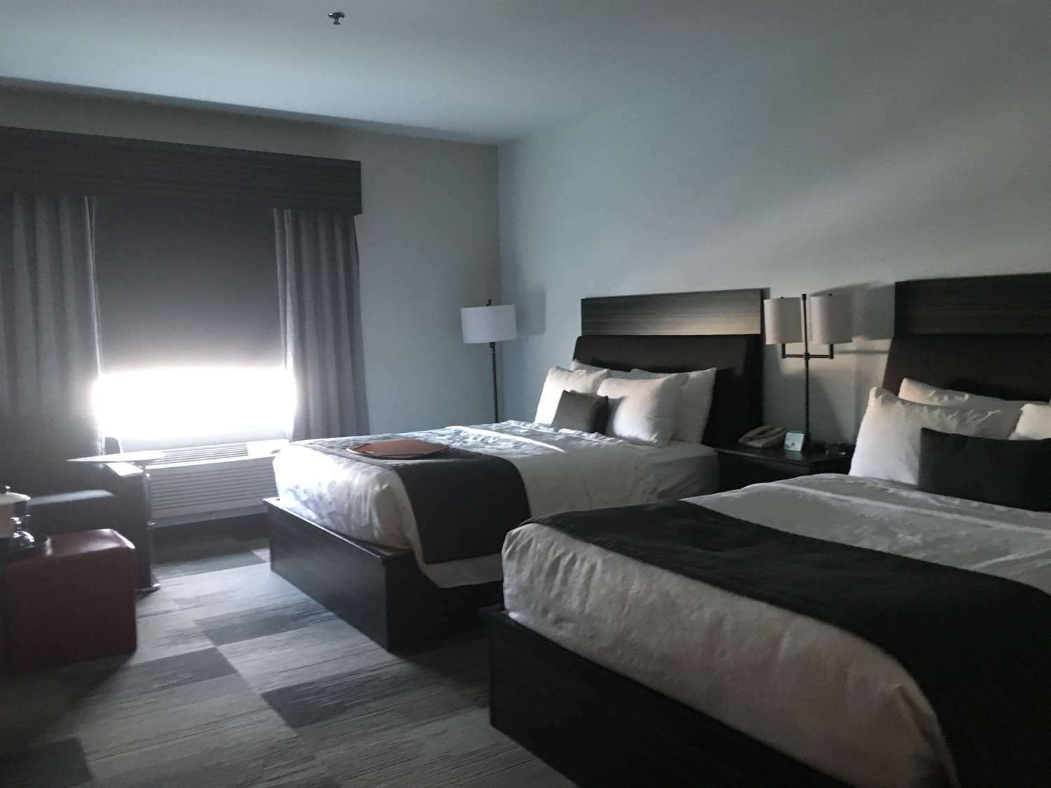 Best Western Plus Airport Inn & Suites Saskatoon Ngoại thất bức ảnh